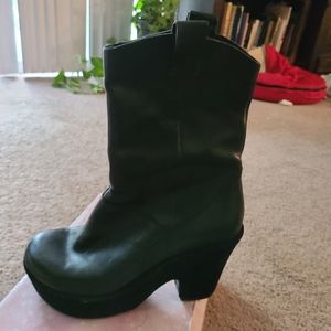 Kork-Ease boots 👢 size 7/38